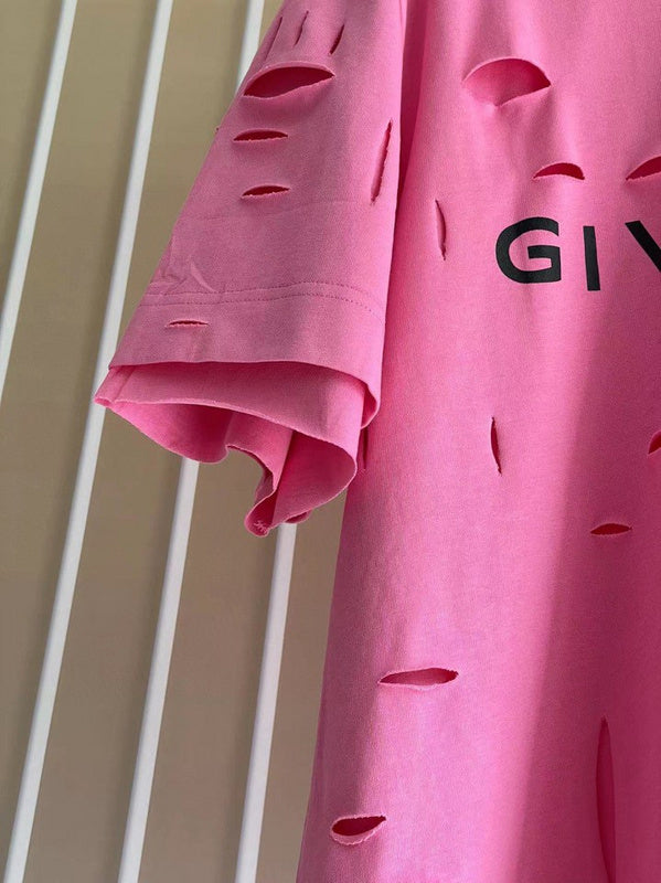 Texture and finish detail of Givenchy luxury piece style No.142
