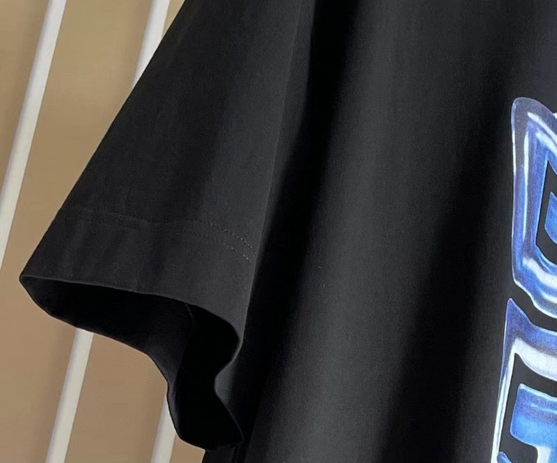 Texture and finish detail of Givenchy luxury piece style No.119