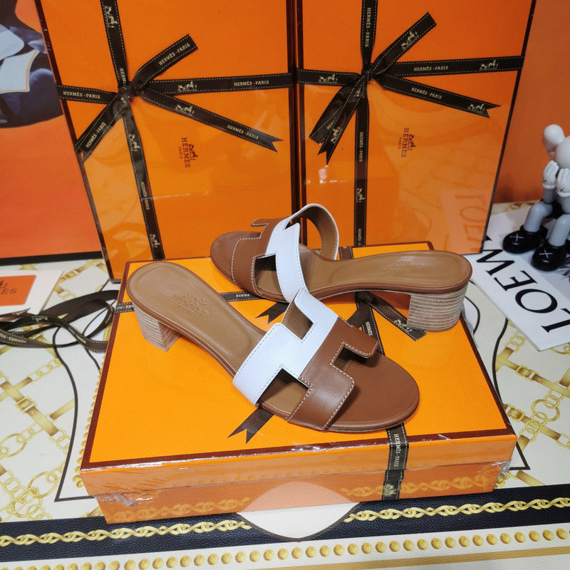 Hermes sandals Style 006 - sole and craftsmanship detail