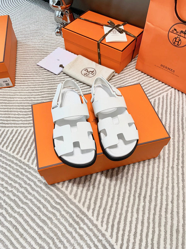 Hermes sandals Style 213 - side profile detail