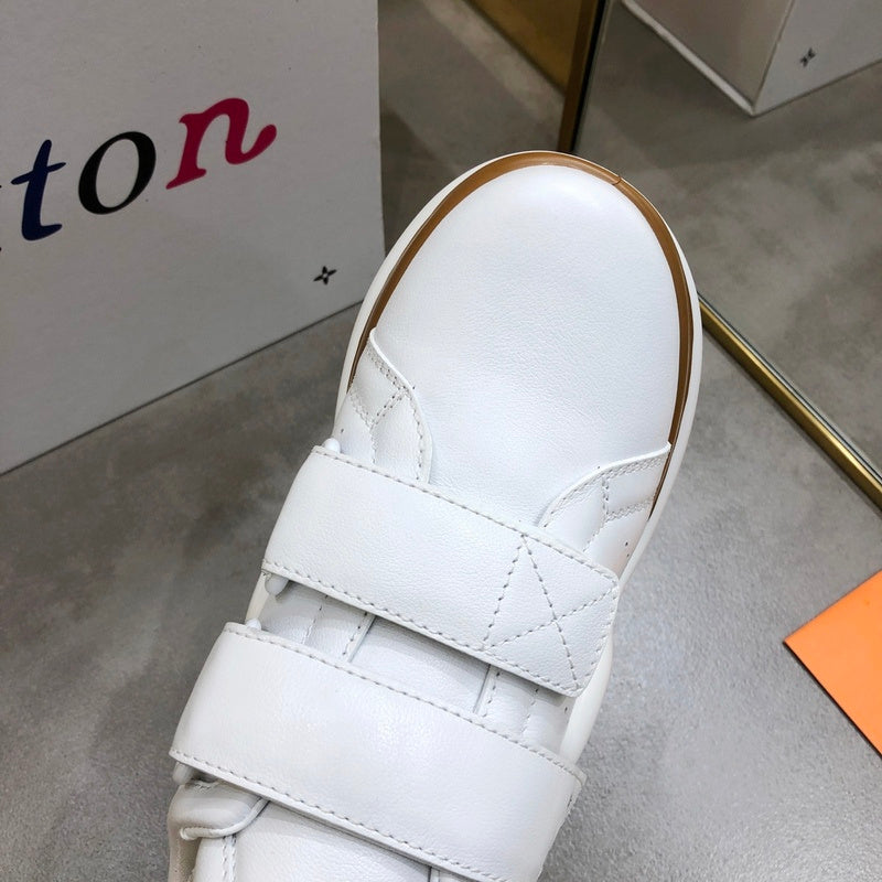 Louis Vuitton shoes Style 281 - logo and branding close-up