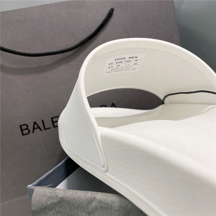 Balenciaga sandals Style 128 - logo and branding close-up
