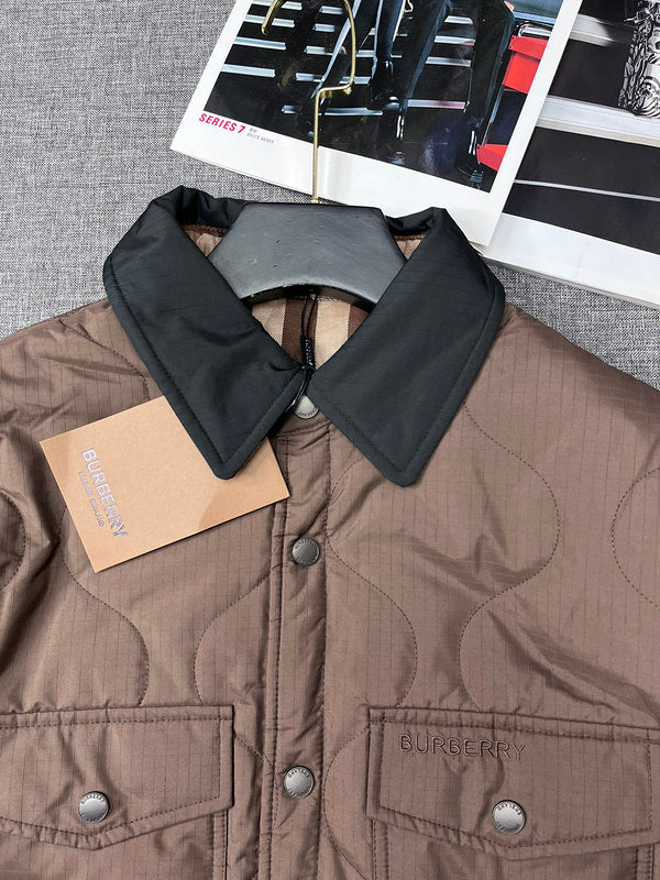 Back view of Burberry luxury piece style No.470