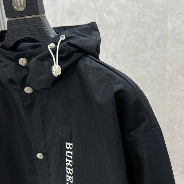 Three-quarter angle view of Burberry luxury piece style No.419