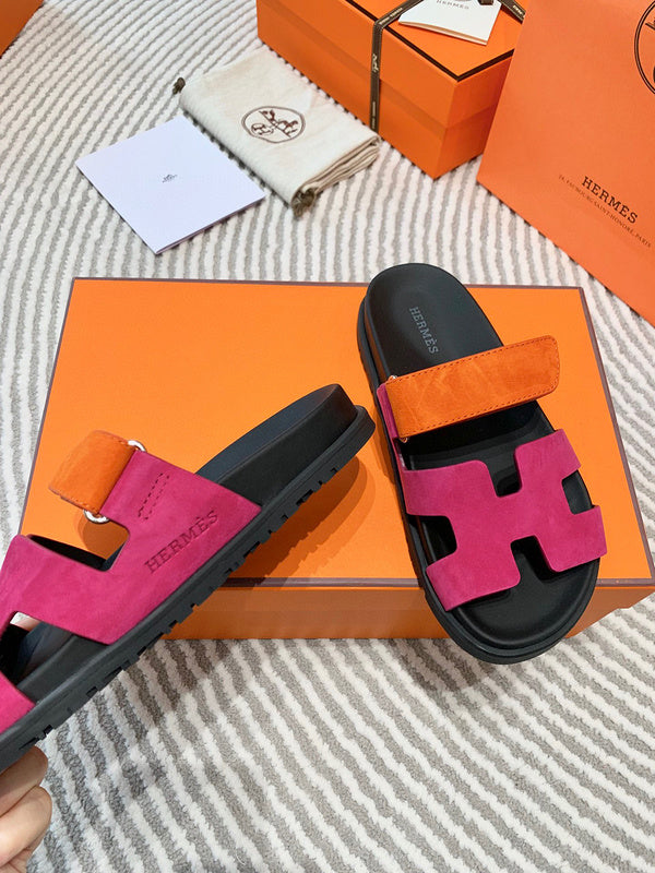 Hermes sandals Style 206 - top view showing design