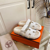Hermes sandals Style 093 - texture and material detail