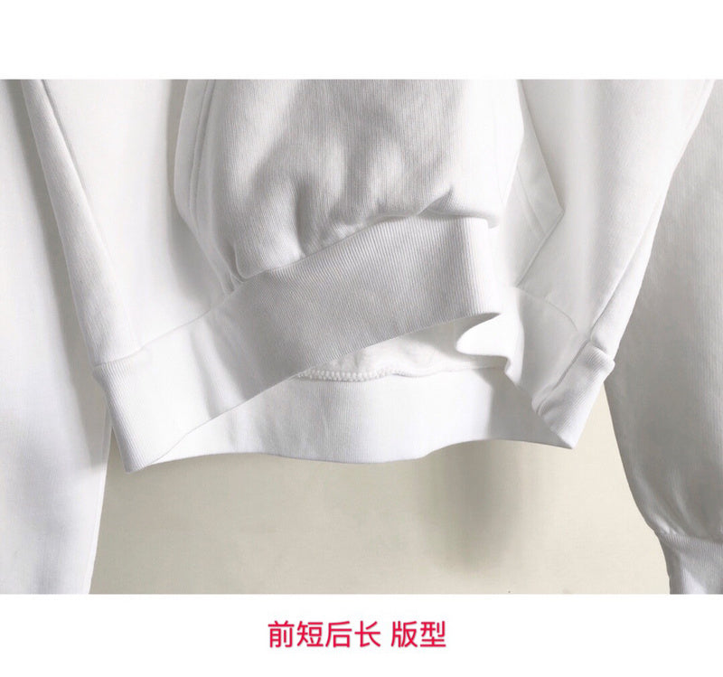 Full silhouette view of Balenciaga luxury piece style No.271