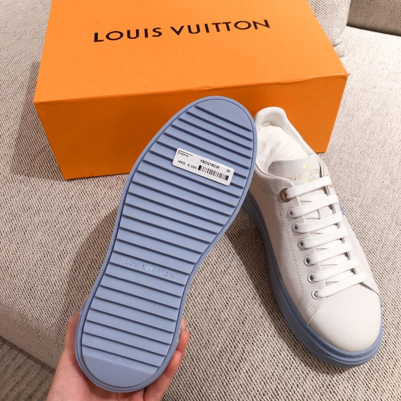 Styling view of Louis Vuitton luxury piece style No.178