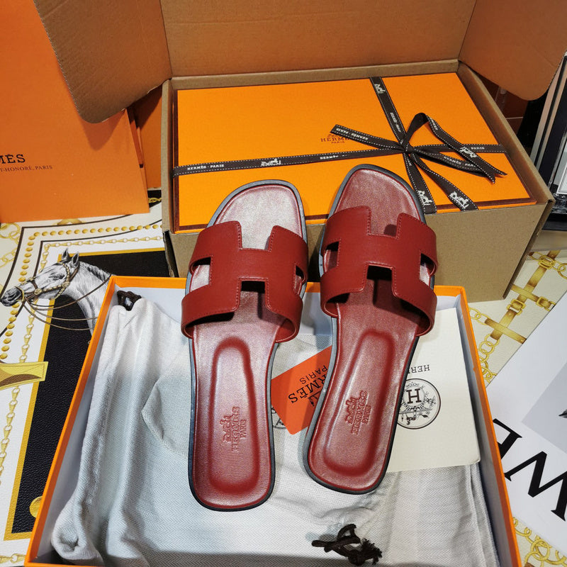 Hermes sandals Style 061 - sole and craftsmanship detail