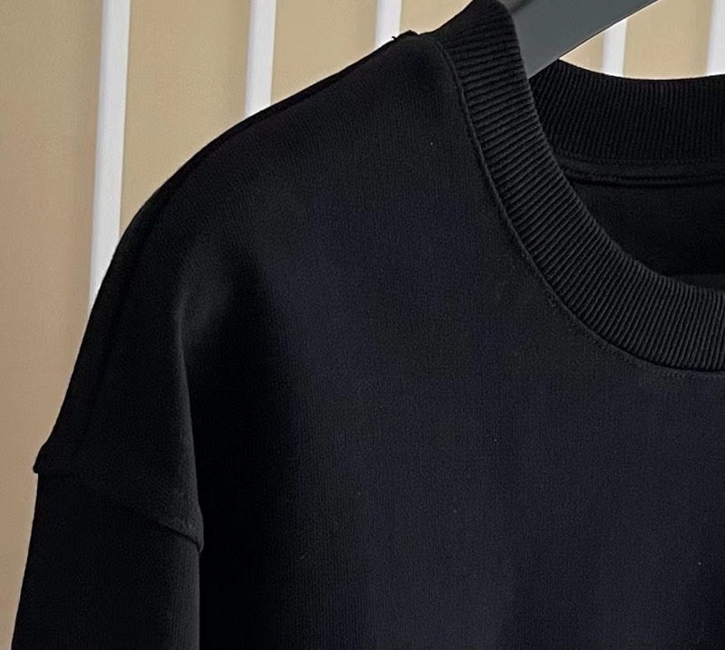 Three-quarter angle view of Givenchy luxury piece style No.190
