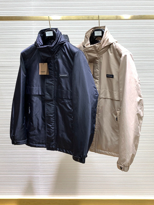 Side profile view of Burberry luxury piece style No.476