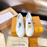 Close-up detail view of Louis Vuitton luxury piece style No.015