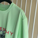 Three-quarter angle view of Givenchy luxury piece style No.125
