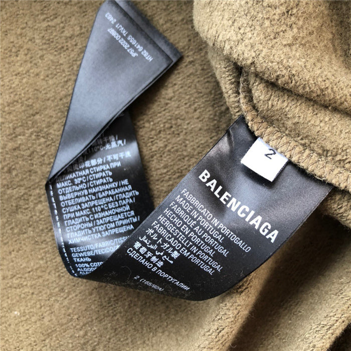 Styling view of Balenciaga luxury piece style No.433