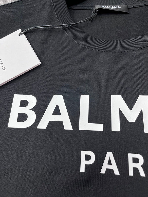 Front view of Balmain luxury piece style No.071
