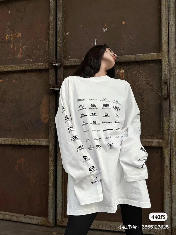 Side profile view of Balenciaga luxury piece style No.237