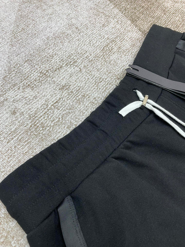 Three-quarter angle view of Amiri luxury piece style No.049