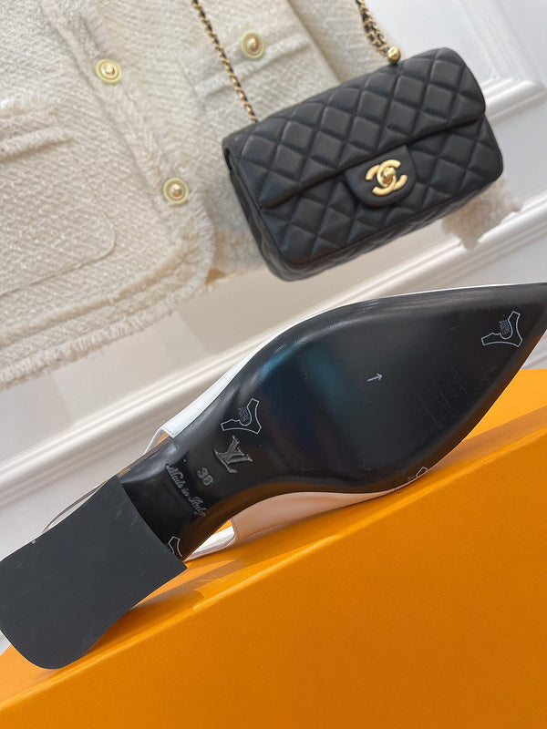 Louis Vuitton shoes Style 427 - angled studio shot (alternate angle)