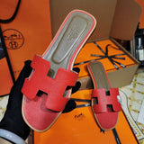 Hermes sandals Style 087 - texture and material detail