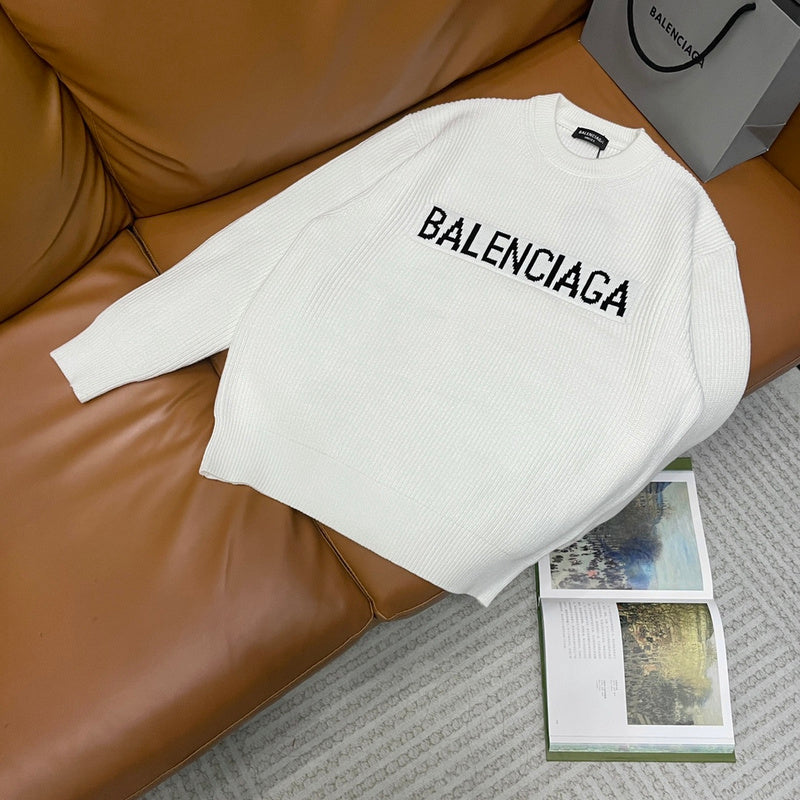 Side profile view of Balenciaga luxury piece style No.063