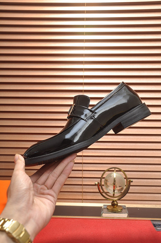 Hermes shoes Style 061 - side profile detail