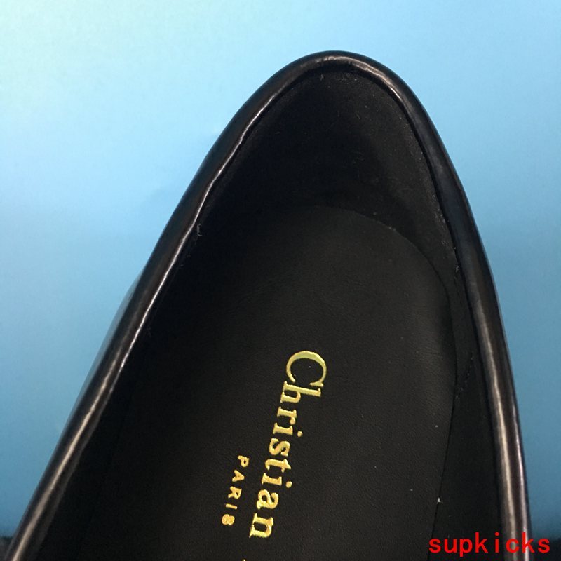 Dior shoes Style 024 - interior and comfort detail