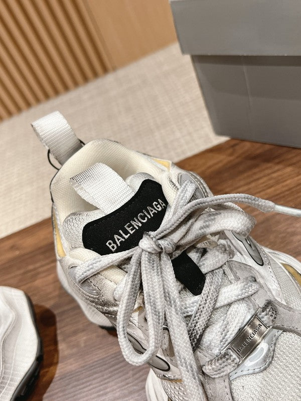 Balenciaga Beige Classic Ballet Flats - Toe Detail View
