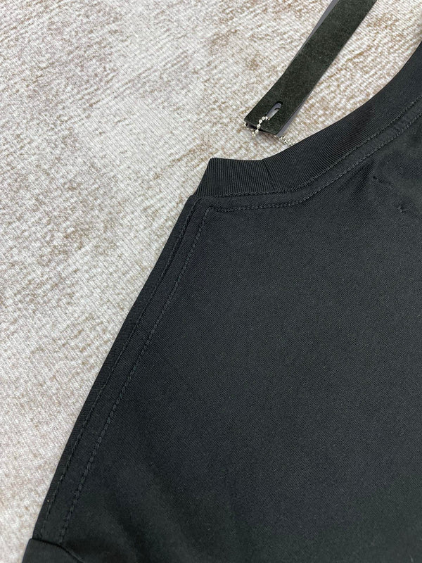 Amiri designer t-shirt full view