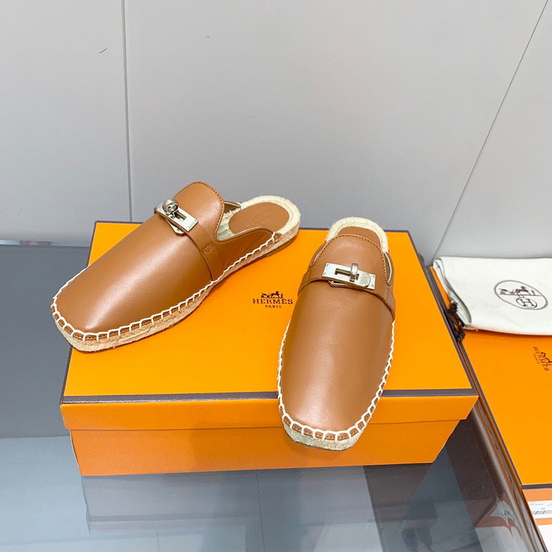Hermes sandals Style 202 - logo and branding close-up