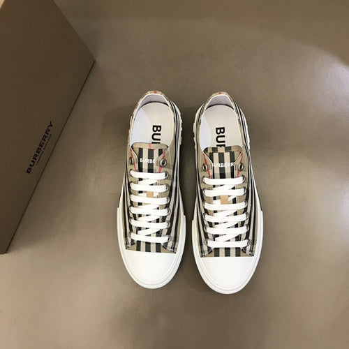 Burberry shoes Style 304 - texture and material detail