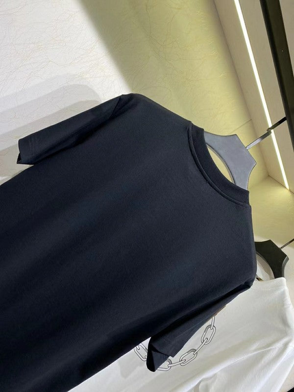 Burberry designer t-shirt full view