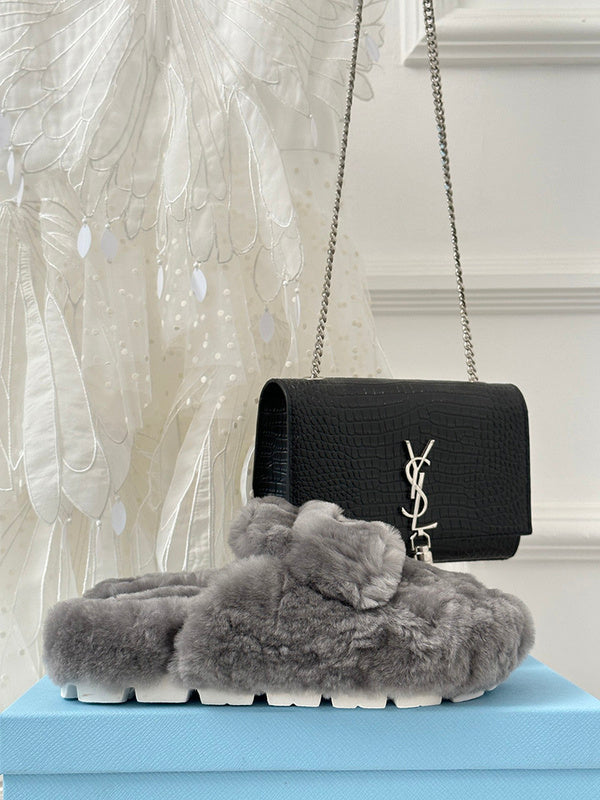 Full silhouette view of Prada luxury piece style No.132