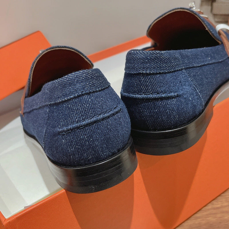 Hermes shoes Style 282 - texture and material detail
