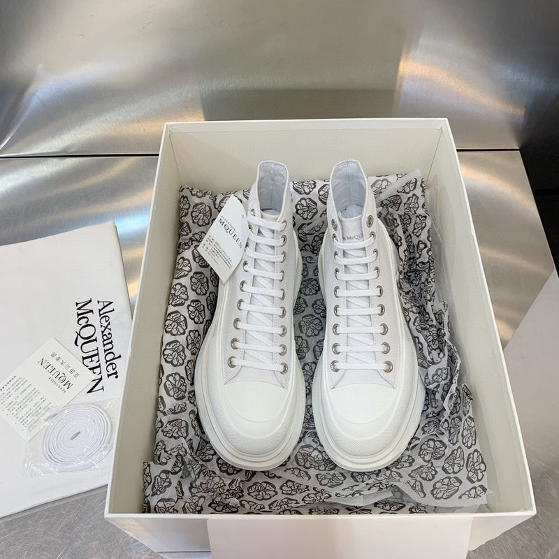 Alexander McQueen shoes Style 297 - logo and branding close-up