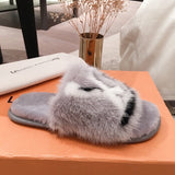 Styling view of Louis Vuitton luxury piece style No.033