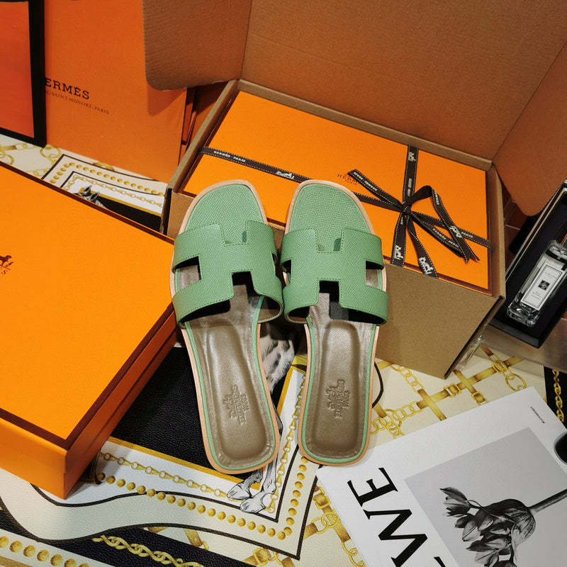 Hermès Black Gladiator Sandals - Detail Shot of Craftsmanship