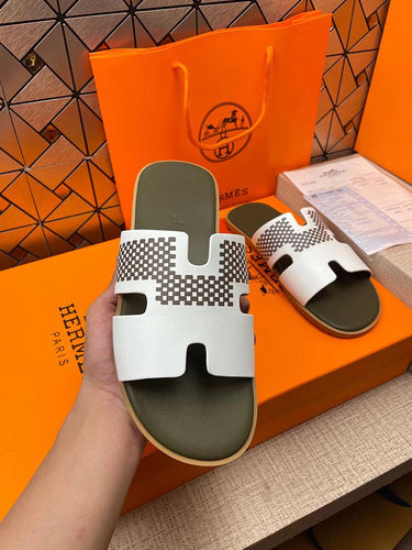 Hermes shoes Style 030 - texture and material detail