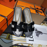 Hermes sandals Style 076 - back heel detail