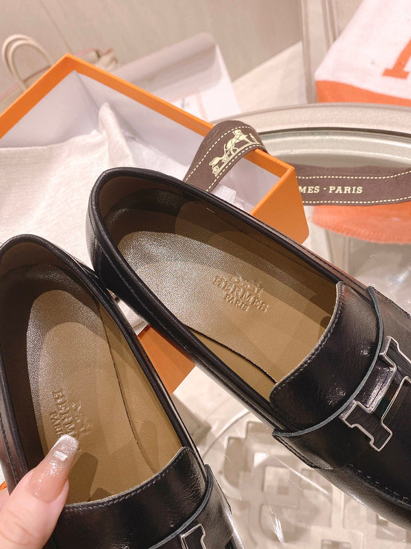 Hermès Grey Bow-Detail Flats - Lifestyle Styling Shot
