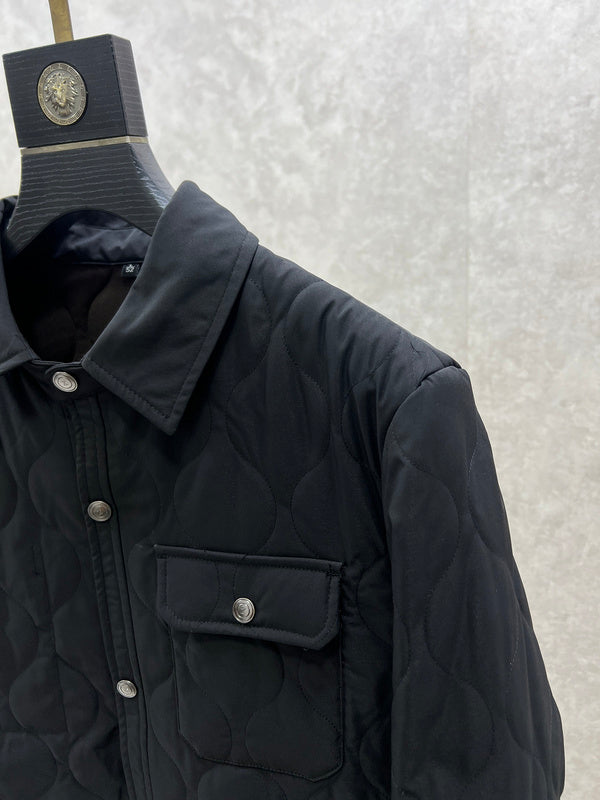 Three-quarter angle view of Burberry luxury piece style No.369