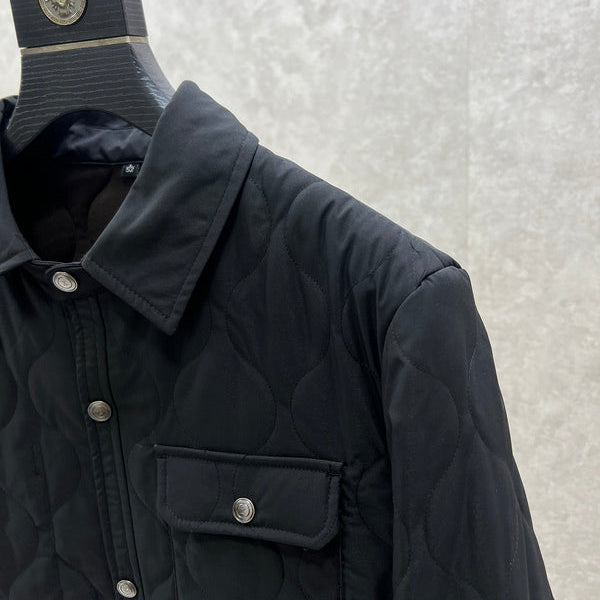 Three-quarter angle view of Burberry luxury piece style No.369