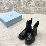 Styling view of Prada luxury piece style No.131