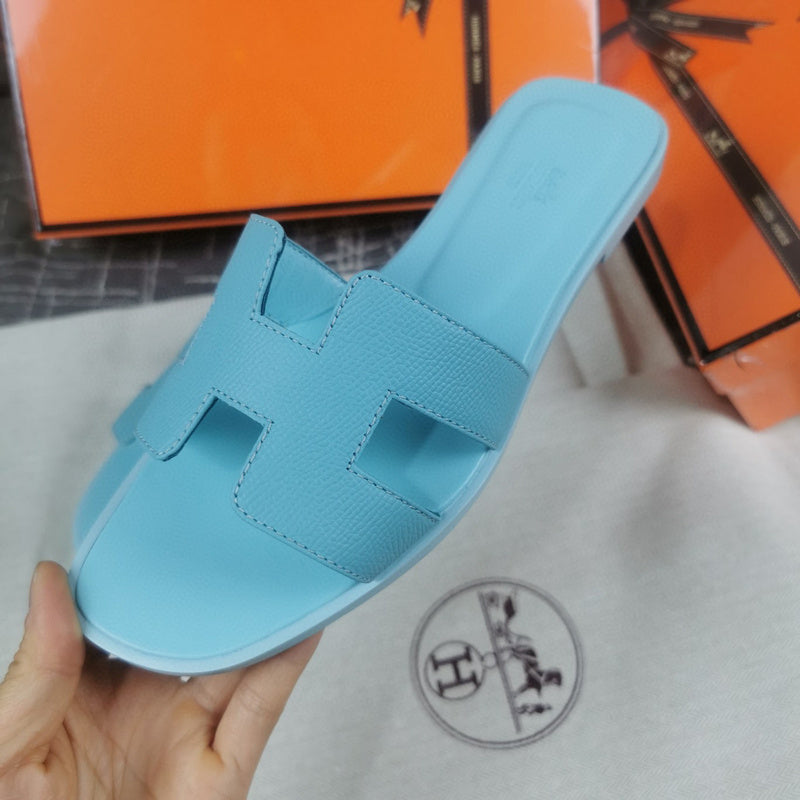 Hermes sandals Style 028 - side profile detail