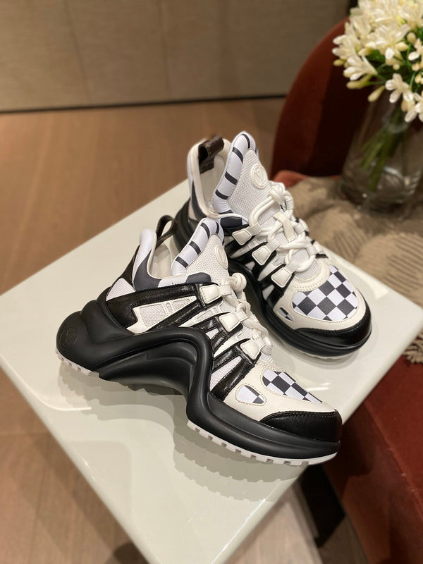 Louis Vuitton shoes Style 279 - sole and craftsmanship detail