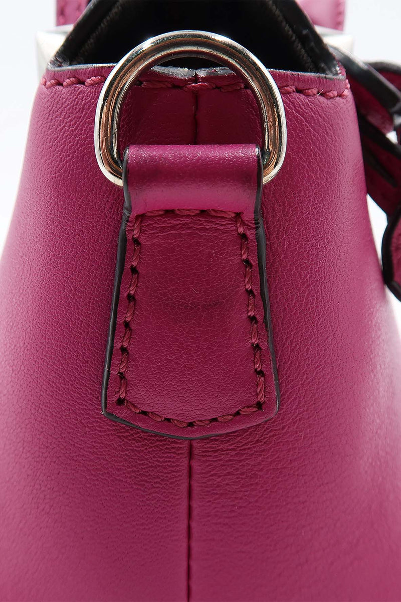 Mini premium bags detail and craftsmanship close-up