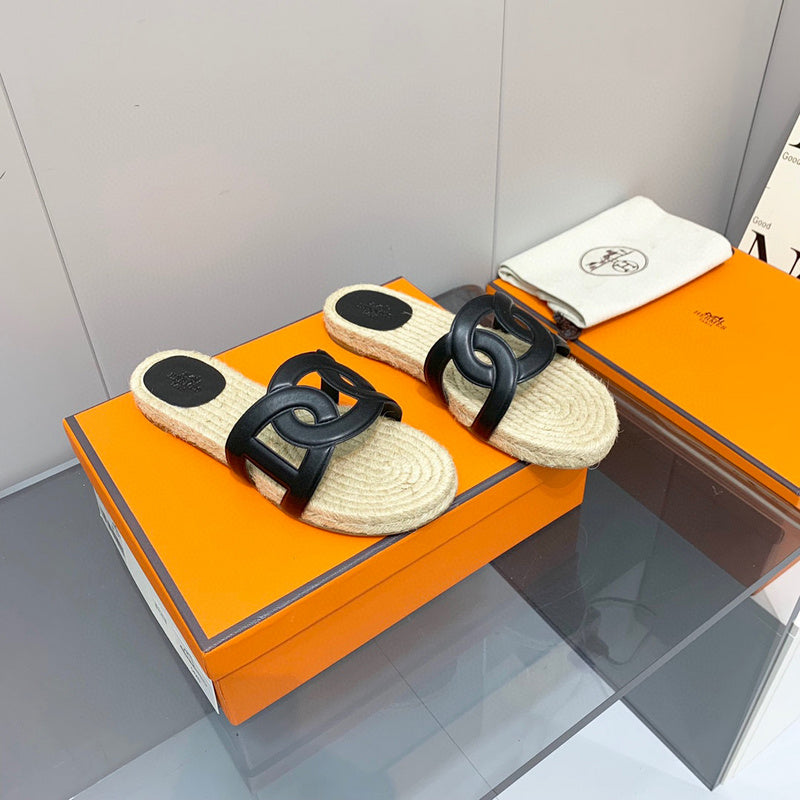 Hermes sandals Style 196 - sole and craftsmanship detail