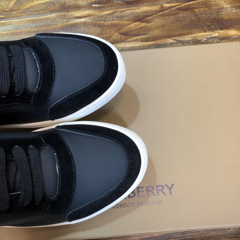Burberry shoes Style 148 - top view showing design