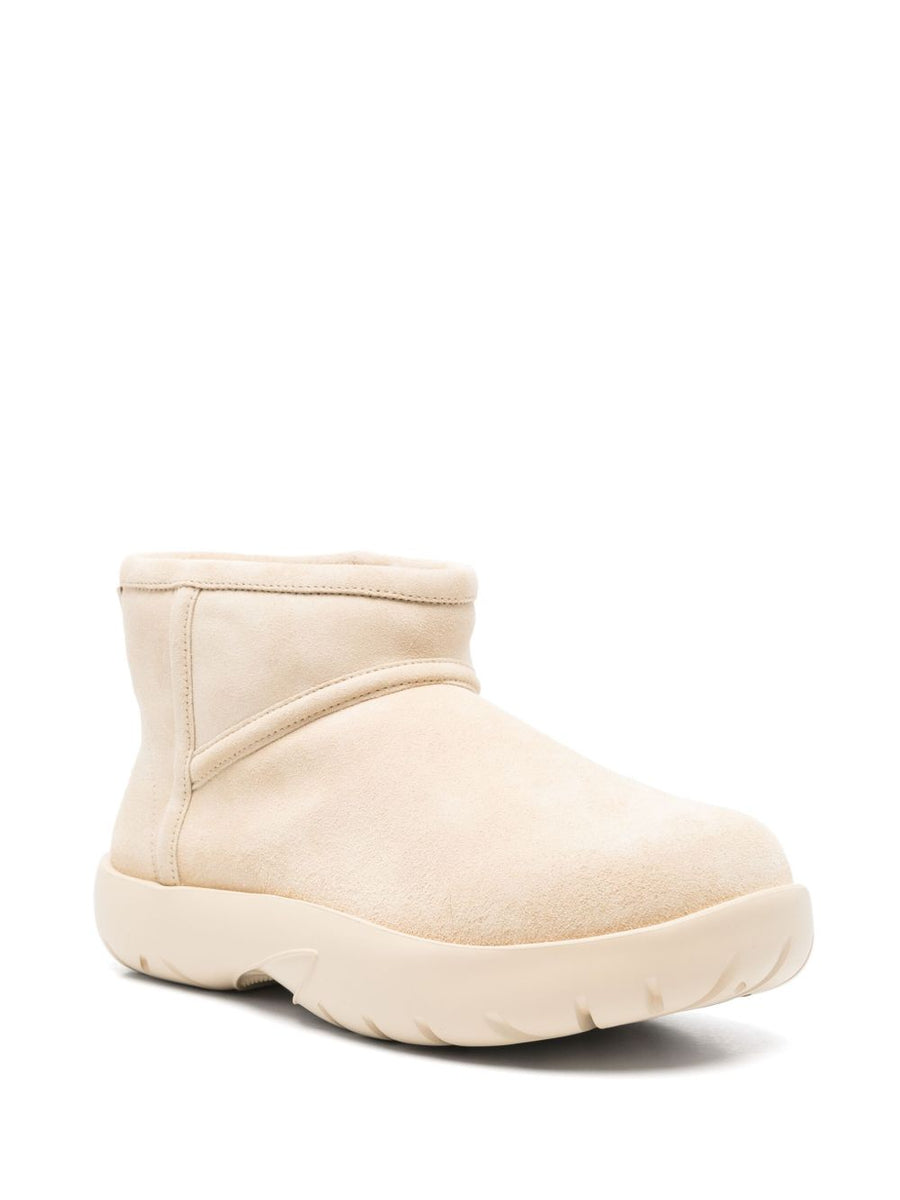 Bottega Veneta premium boots & booties detail and craftsmanship close-up