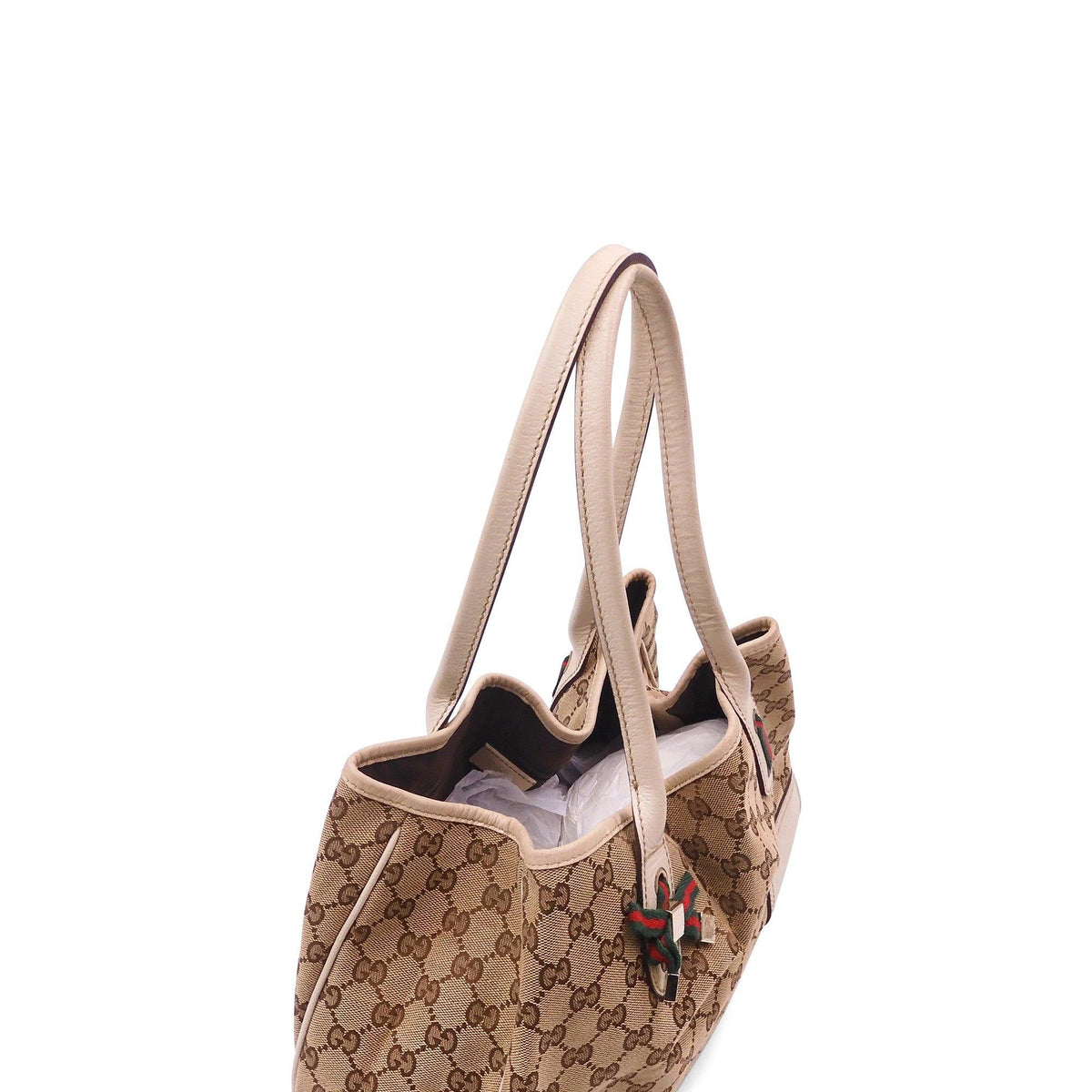 Close-up of GG bags hardware and fine stitching