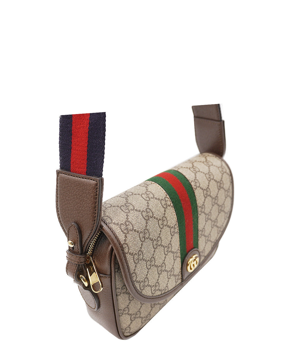Close-up of GG bags hardware and fine stitching